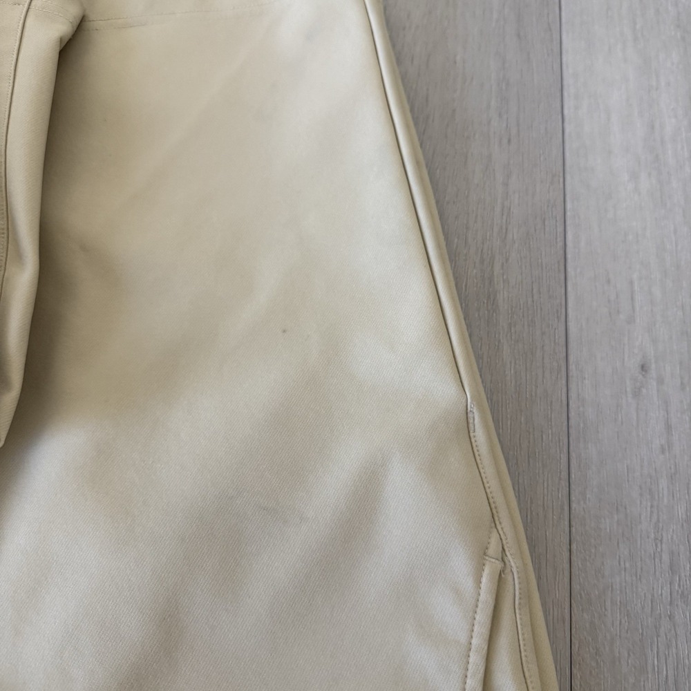 State and Liberty Shorts Mens Size 34 Beige Tan 9" Performance Stretch Athletic - Picture 13 of 13